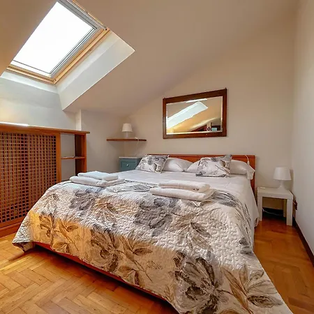 Accogliente Mansarda Con Terrazzo Esclusivo
